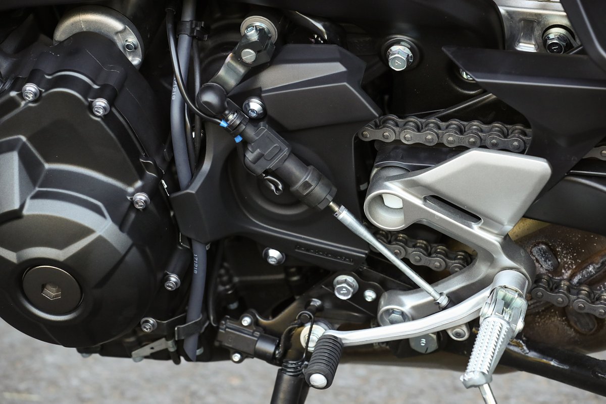 Kako funkcioniše quickshifter i zašto ga vozači obožavaju