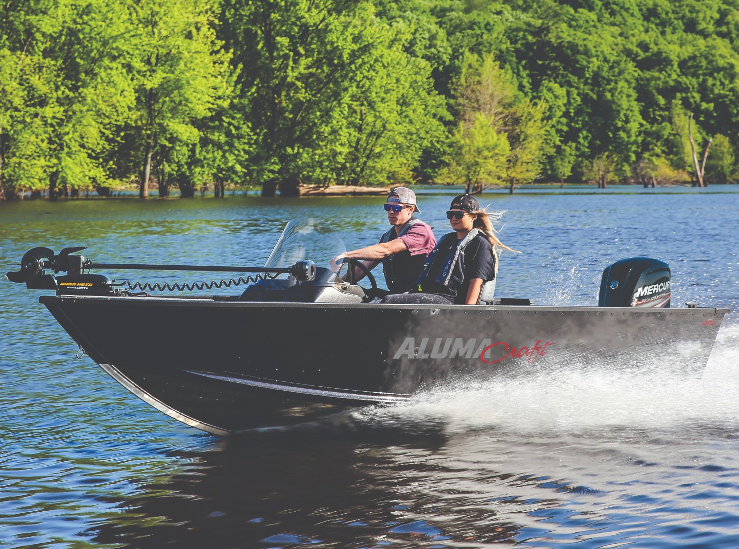 Najbolji čamci za pecanje – detaljan vodič za pravi izbor