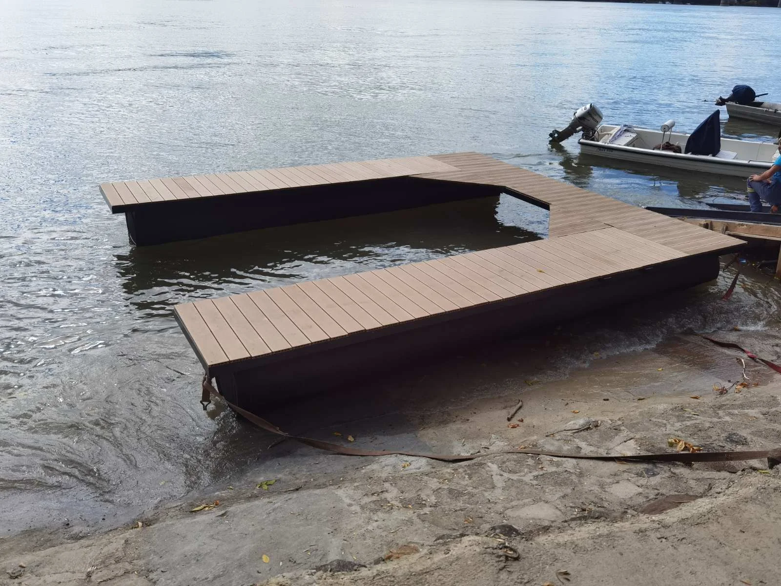 Kako napraviti svoj ponton — praktičan vodič od ideje do vode